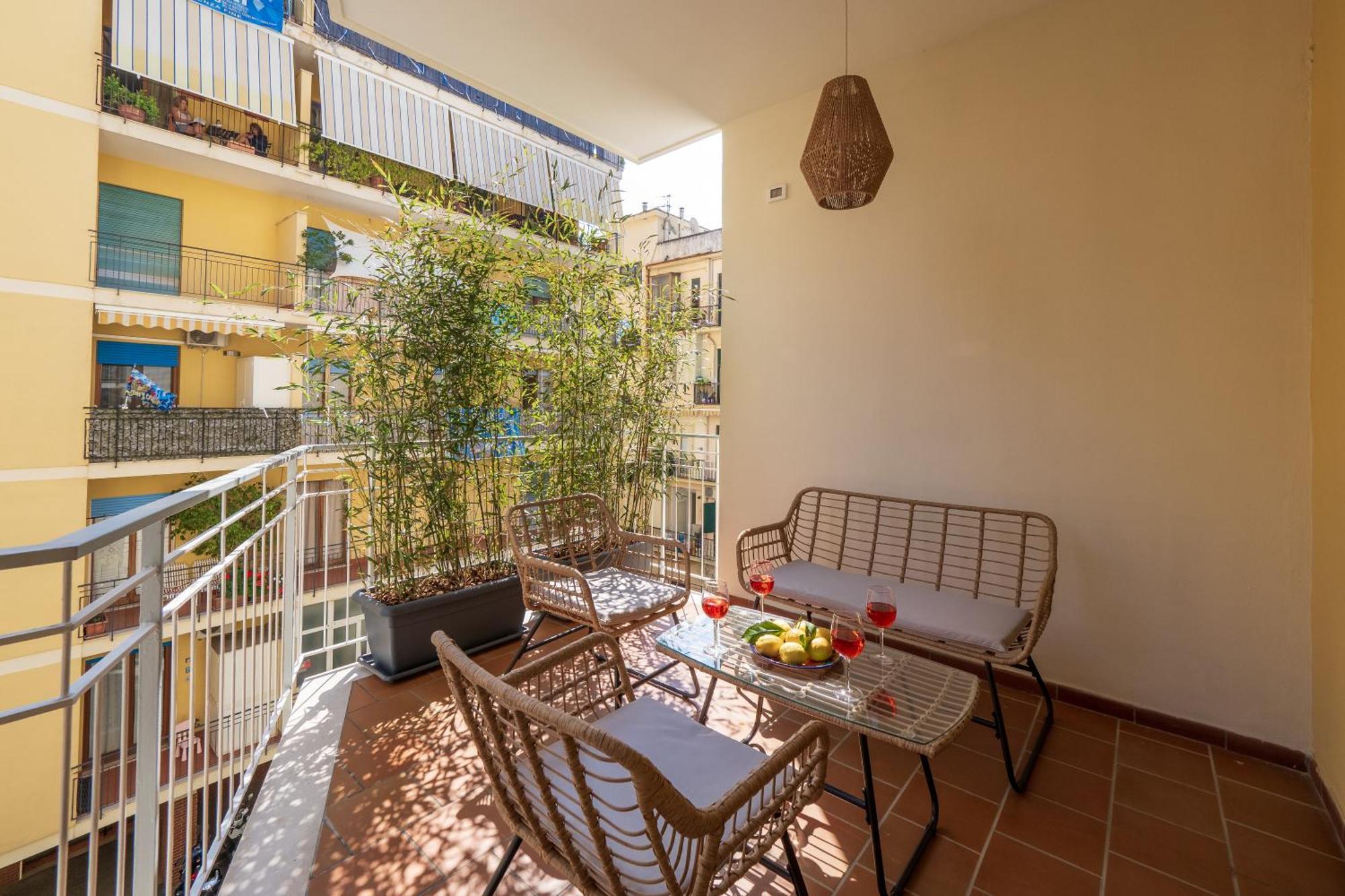 Surya House - Elegant Apartment In 索伦托 外观 照片